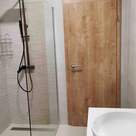 아파트 Deluxe “ Koromacna” Kneza