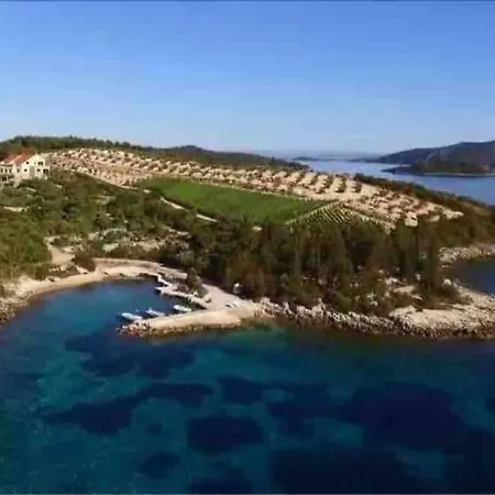 Deluxe “ Koromacna” Kneza