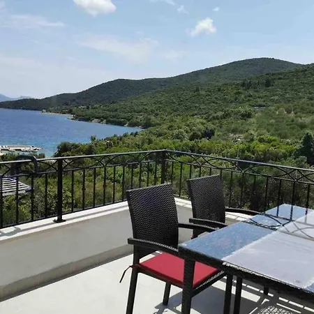 アパート Deluxe “ Koromacna” Kneza