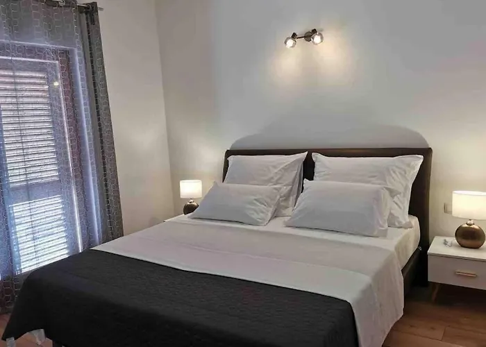 Deluxe “ Koromacna” Apartman